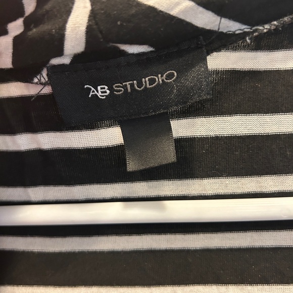 Women’s AB Studio Stripe Cardigan Small - Picture 3 of 7